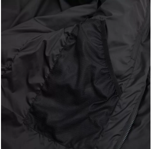 CARINTHIA Striukė G-Loft ESG Black Juoda