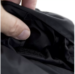 CARINTHIA Striukė LIG 4.0 Black Juoda