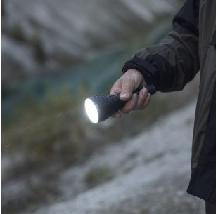 Prožektorius Armytek Barracuda Pro Max 2800lm